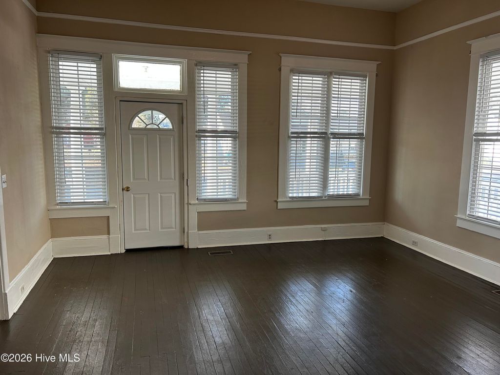 Photo of 208 W College Street, Mount Olive, NC 28365 (MLS # 100555172)