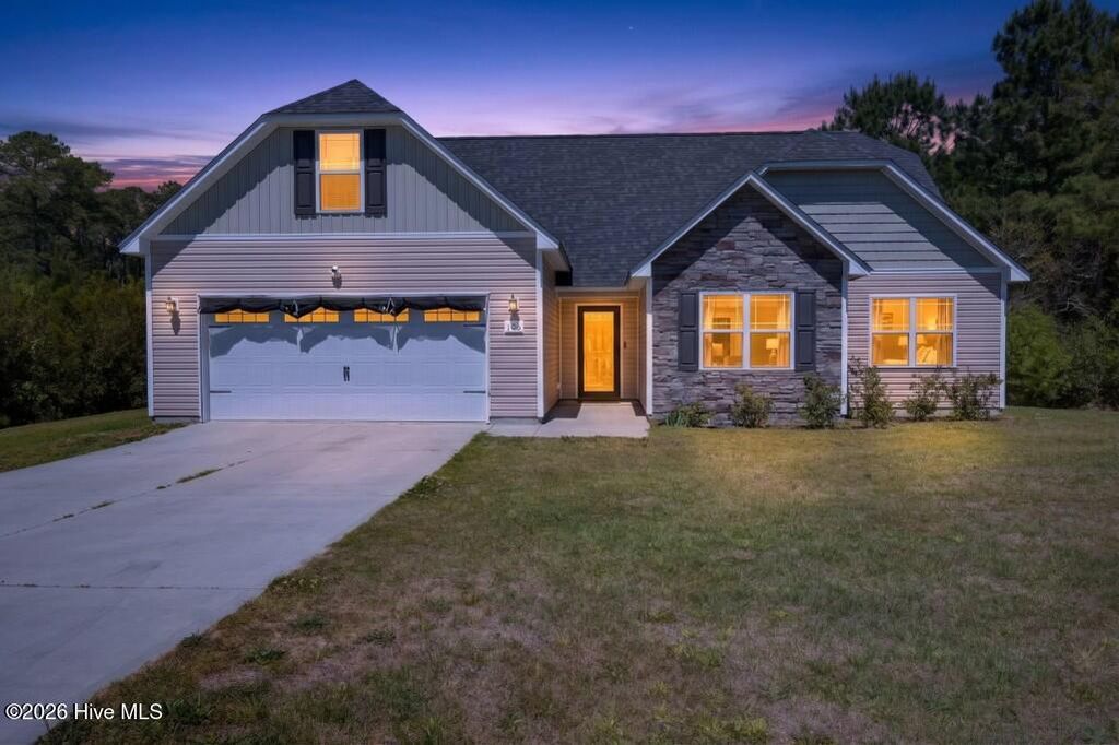 Photo of 106 Sonia Drive, Hubert, NC 28539 (MLS # 100568832)