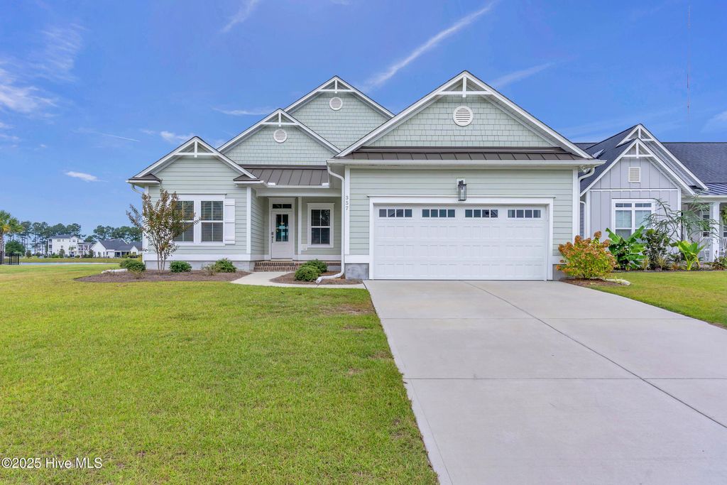 Photo of 357 Spicer Lake Drive, Holly Ridge, NC 28445 (MLS # 100535335)