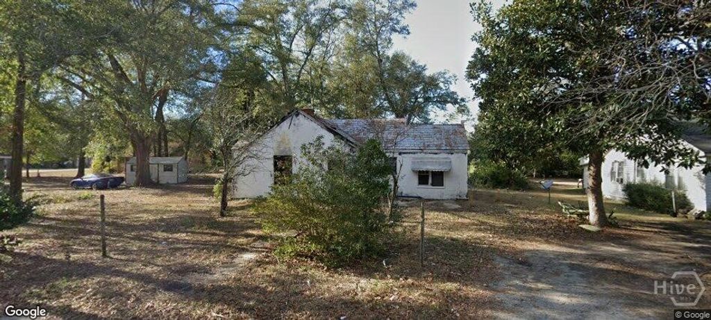 Photo of 294 W Brumby Avenue, Reidsville, GA 30453 (MLS # SA351493)