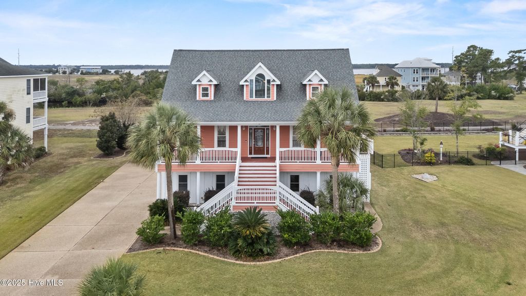 Photo of 8222 Lakeview Drive, Wilmington, NC 28412 (MLS # 100538767)