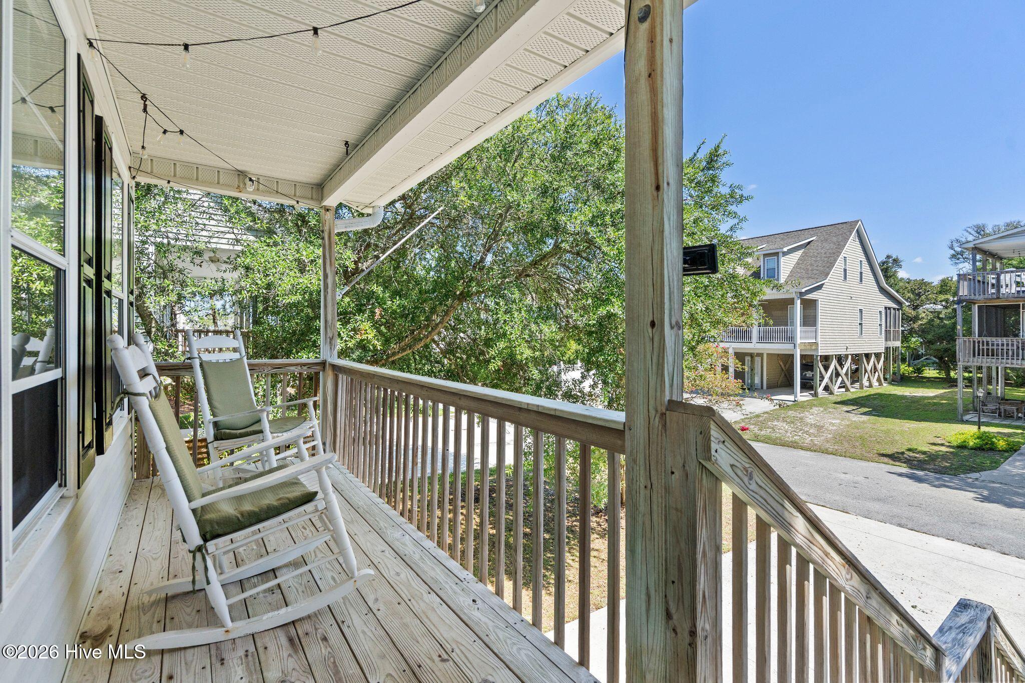 8 Maritime Drive