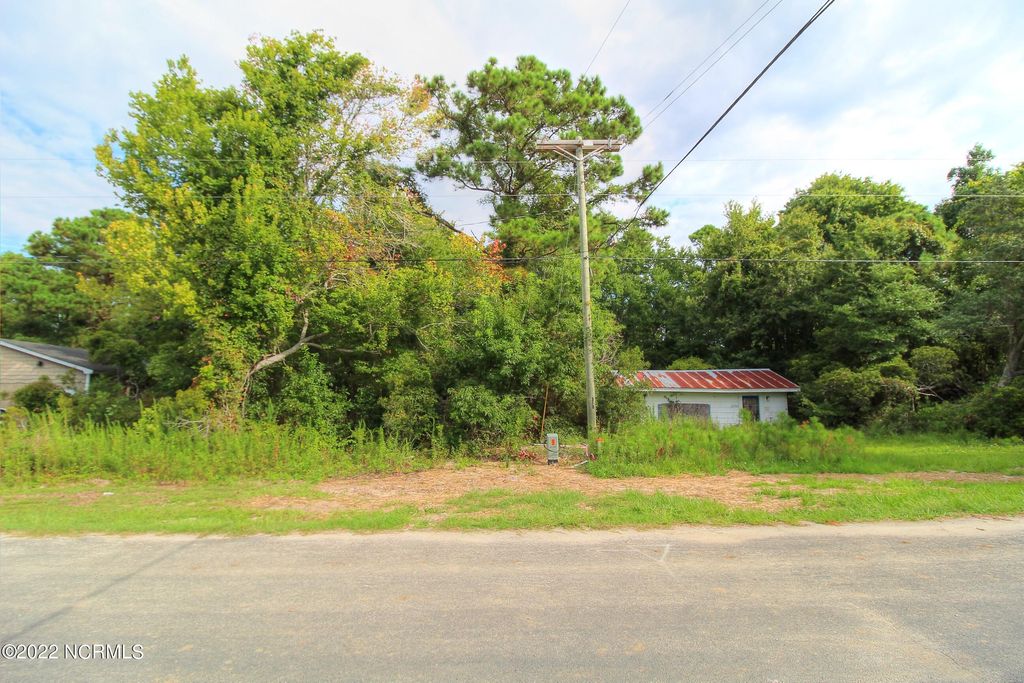 Photo of 6800 Eastbrook Avenue SW, Ocean Isle Beach, NC 28469 (MLS # 100502880)