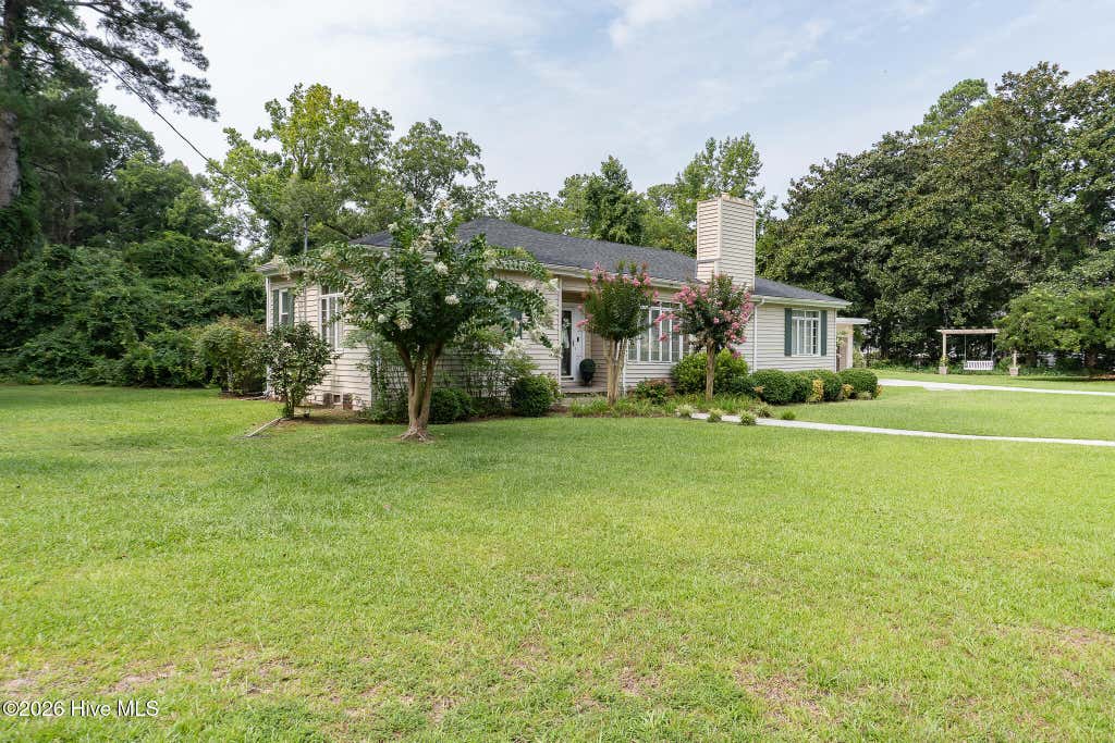 Photo of 226 E College Street, Whiteville, NC 28472 (MLS # 100593306)