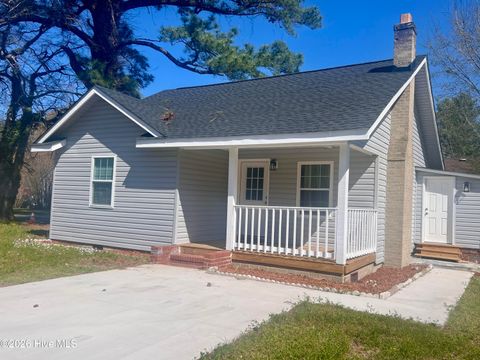Homes For Sale - 314 Burke Street<br/> Pasquotank County, Elizabeth City, NC 27909