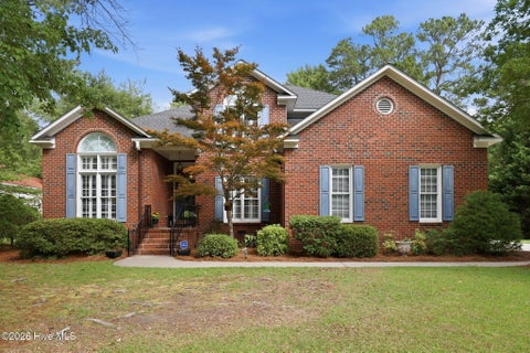 Homes For Sale - 402 Kempton Drive<br/> Greenville, NC 27834