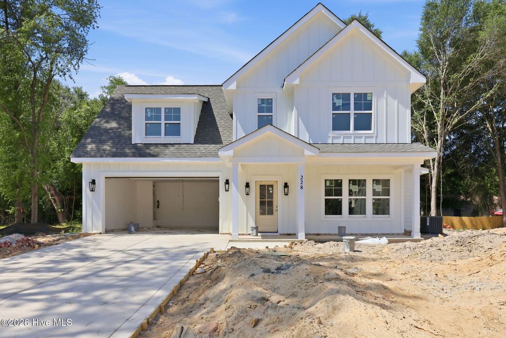 Photo of 228 Telluride Court, Aberdeen, NC 28315 (MLS # 100576105)