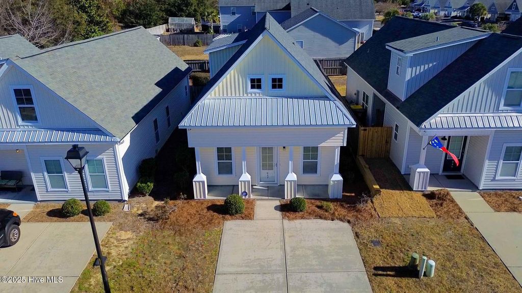 Photo of 847 Isle Of Palms Way, Wilmington, NC 28412 (MLS # 100584044)