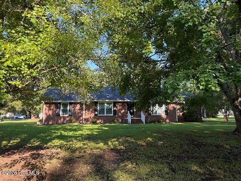Homes For Rent - 124 Rock Creek Drive<br/> Onslow County, Jacksonville, NC 28540