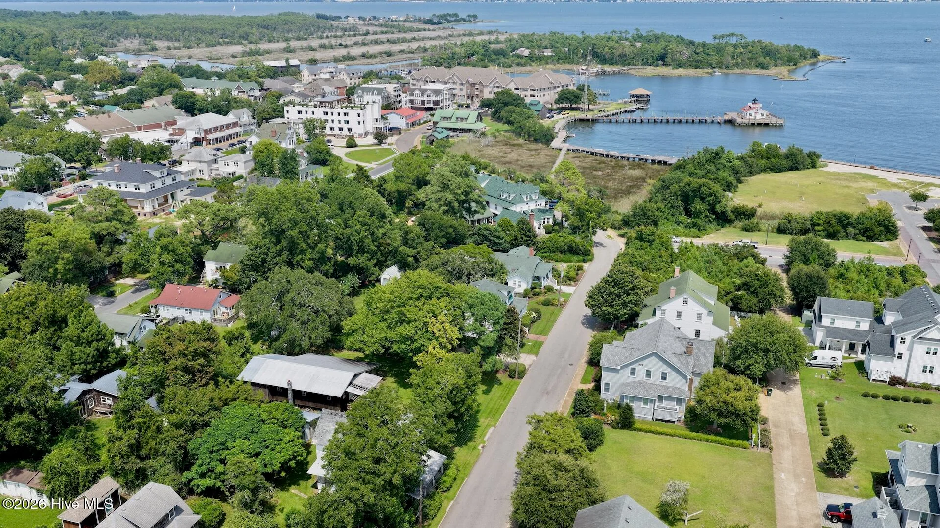 330 Fernando Street, Manteo, NC, 27954