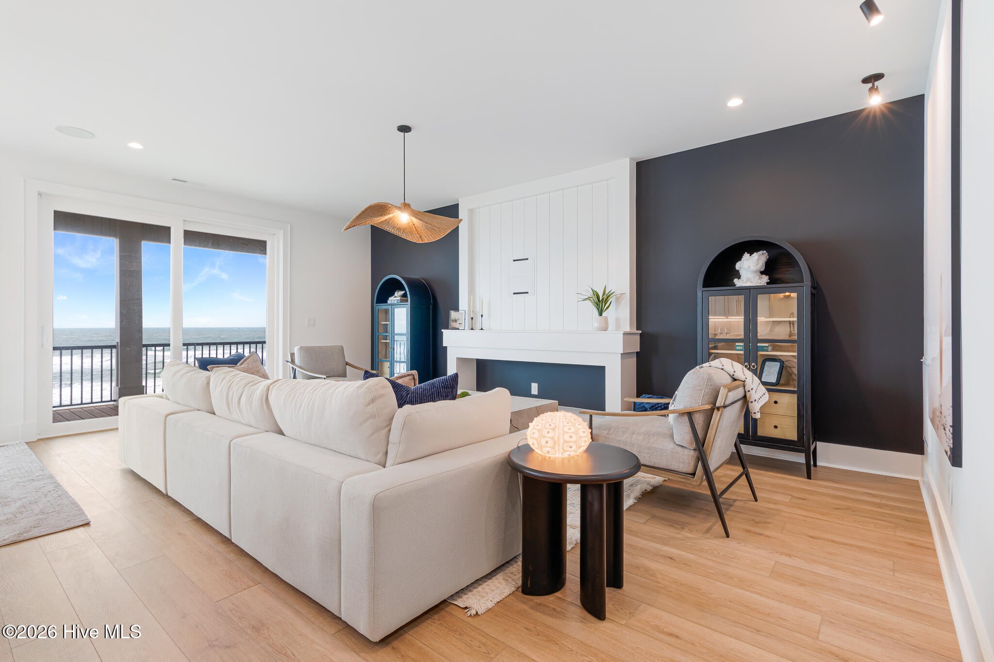 3503 Ocean Drive E & W