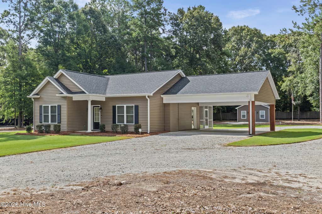 Photo of 2543 Quaker Road, Wrens, GA 30833 (MLS # 100595344)
