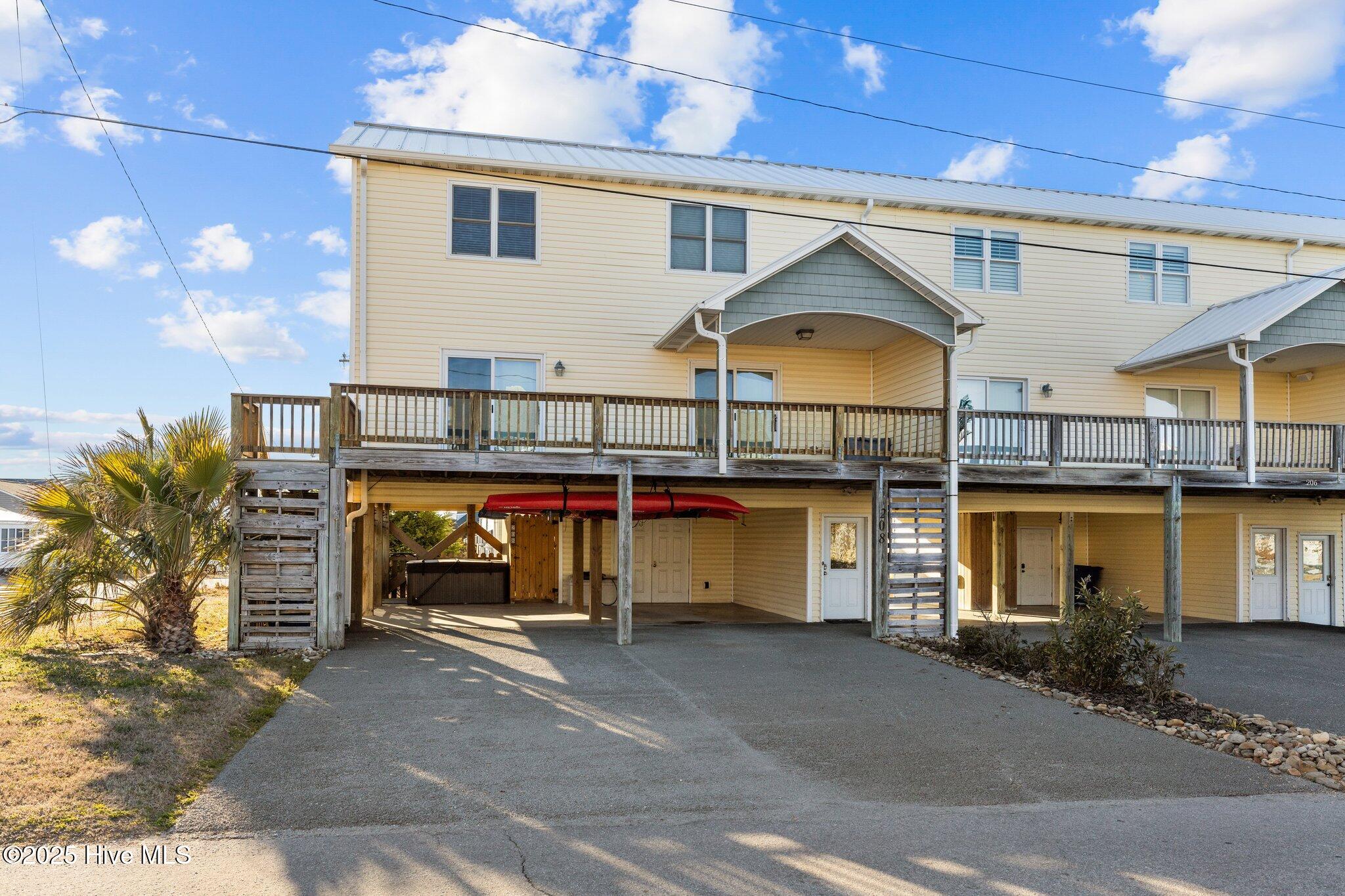 208 Beaufort Avenue 1