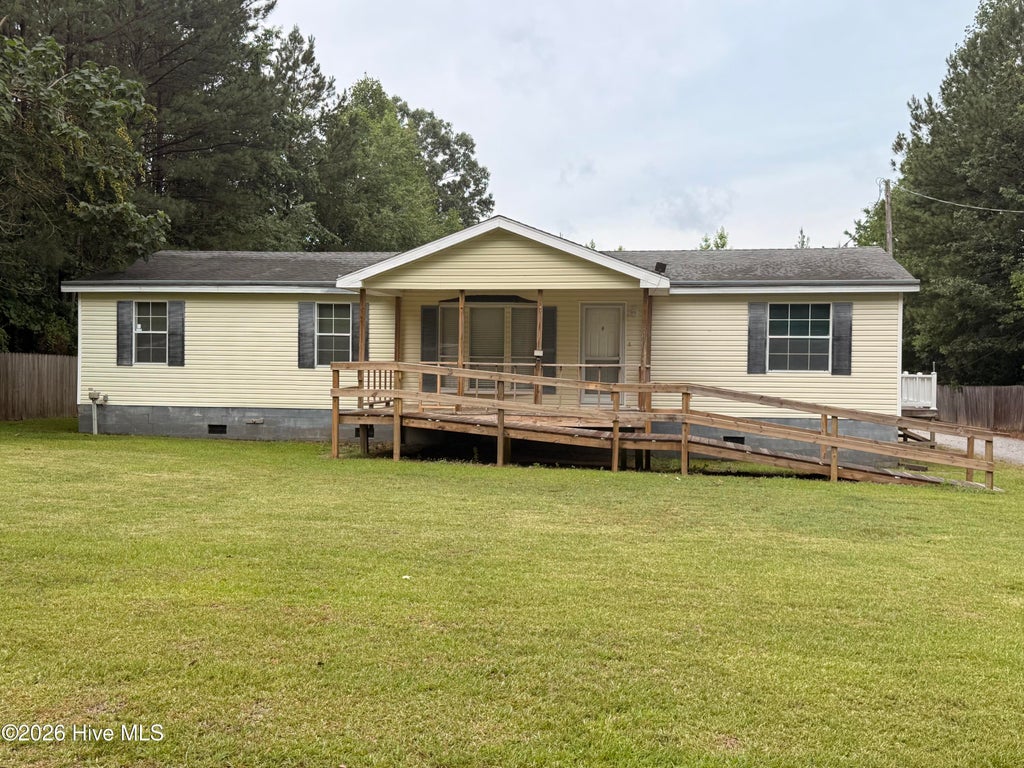 Photo of 135 W Kerr Drive, Roanoke Rapids, NC 27870 (MLS # 100582999)