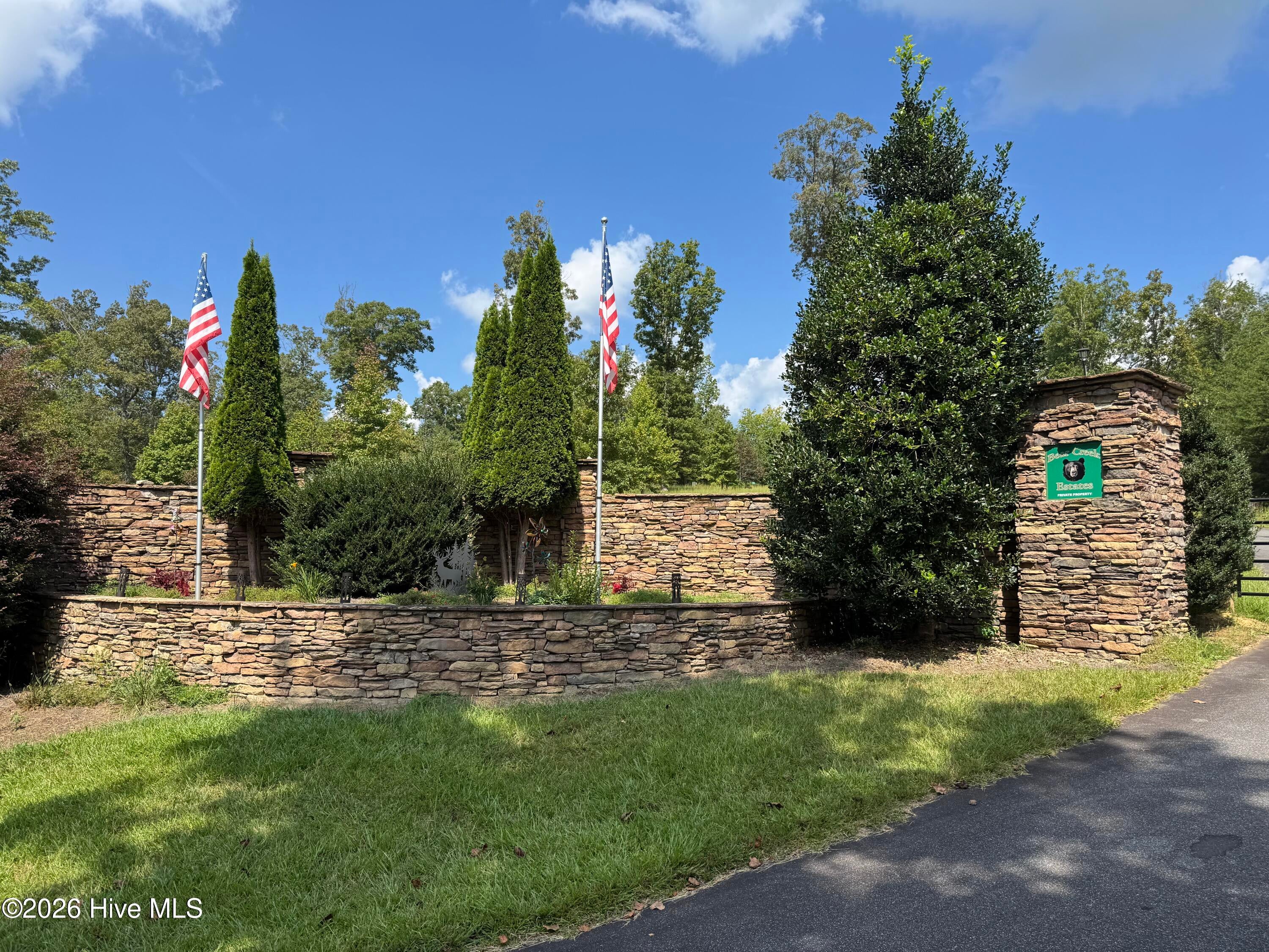 48 32 Spirit Bear Drive