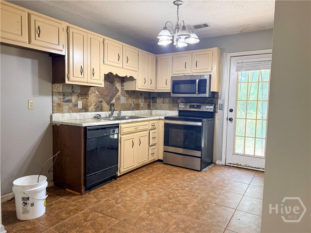 Photo of 140 Lanier Drive #199, Statesboro, GA 30458 (MLS # SA356537)