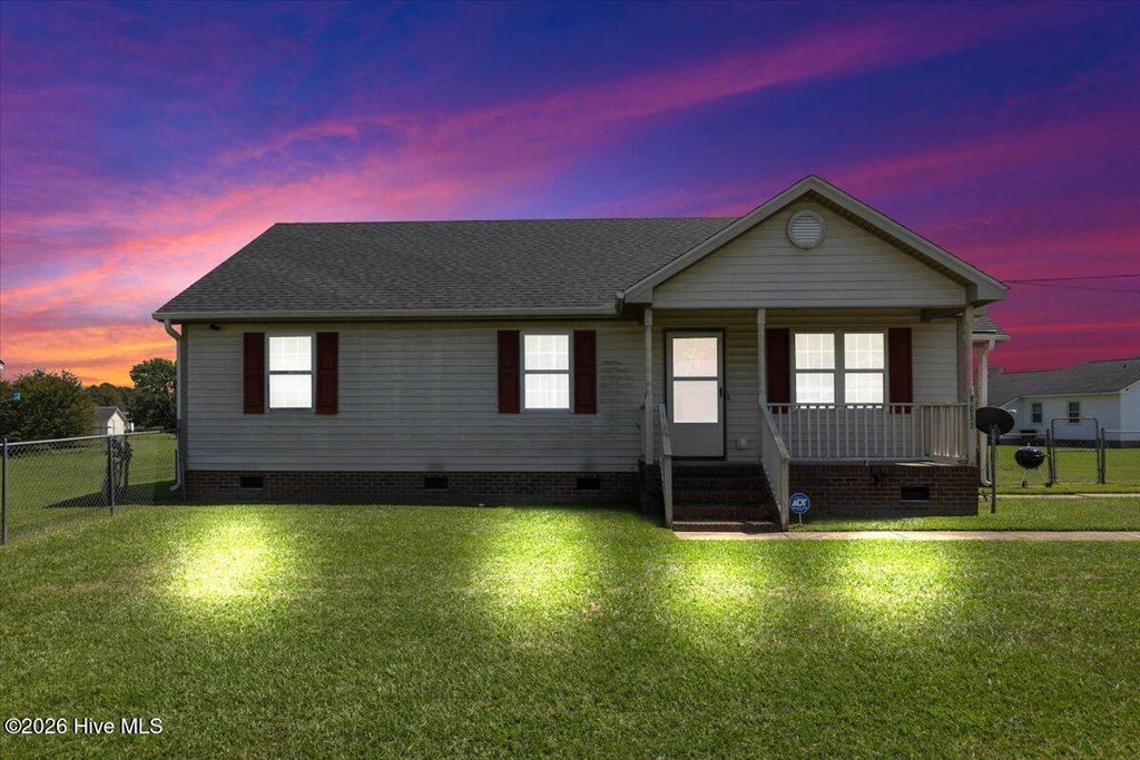 Photo of 7032 Kingswood Circle, Stantonsburg, NC 27883 (MLS # 100602422)