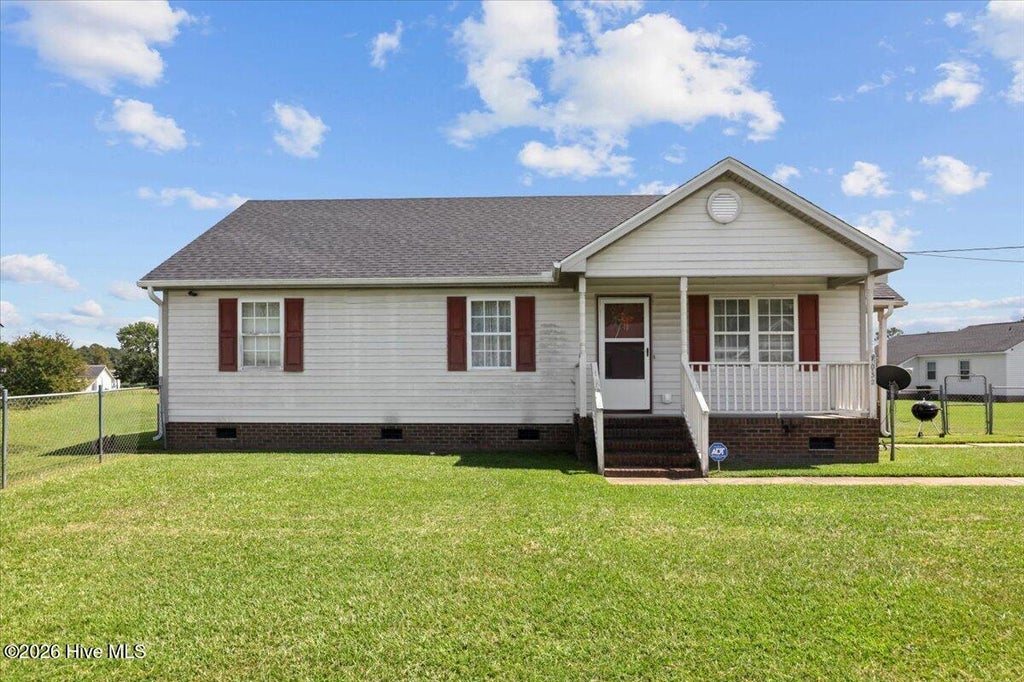 Photo of 7032 Kingswood Circle, Stantonsburg, NC 27883 (MLS # 100602422)