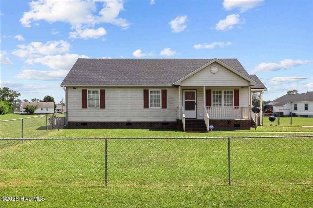Photo of 7032 Kingswood Circle, Stantonsburg, NC 27883 (MLS # 100602422)