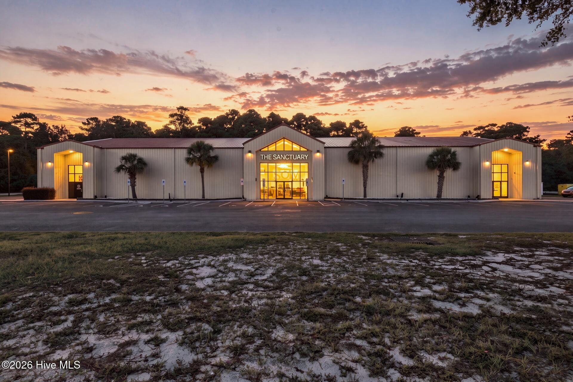 6687 Carolina Beach Road