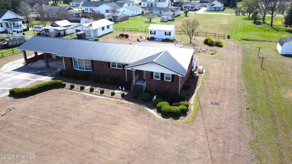 Photo of 226 Trade Street, Calypso, NC 28325 (MLS # 100562915)