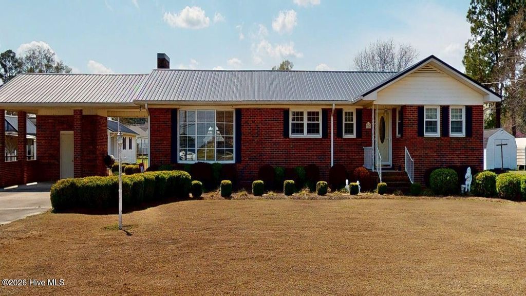 Photo of 226 Trade Street, Calypso, NC 28325 (MLS # 100562915)