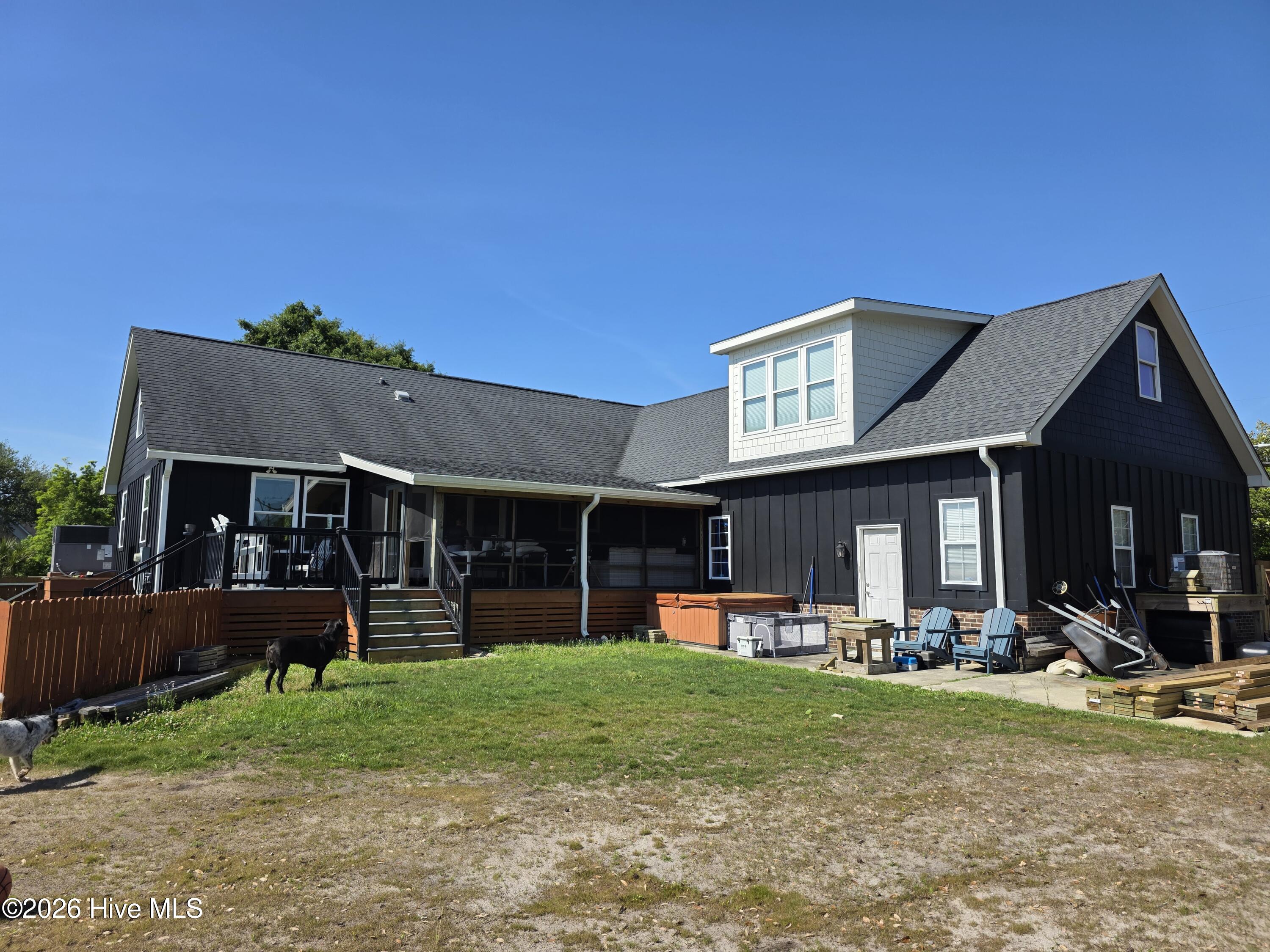 201 Mansfield Parkway