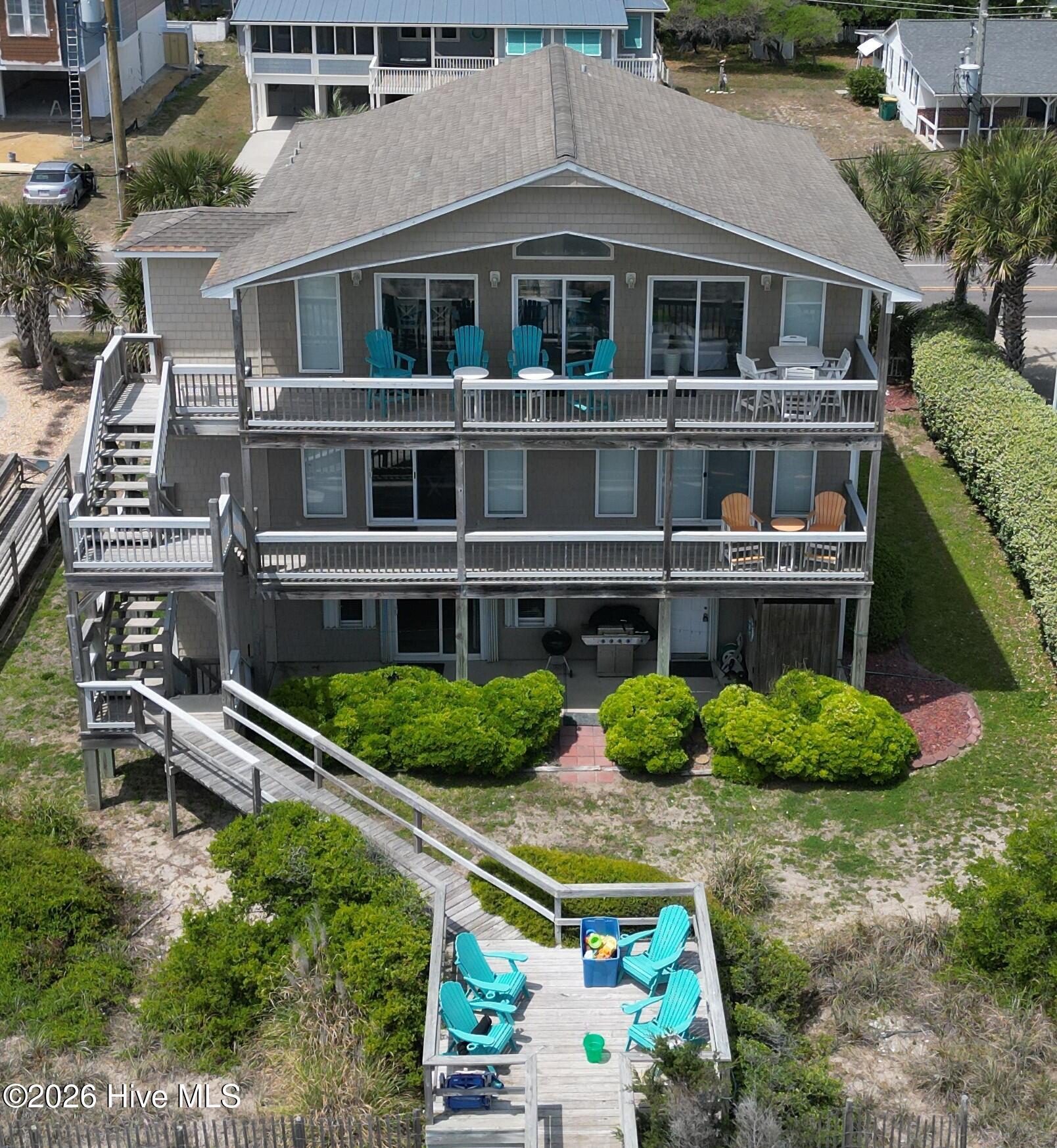 911 Fort Fisher Boulevard S