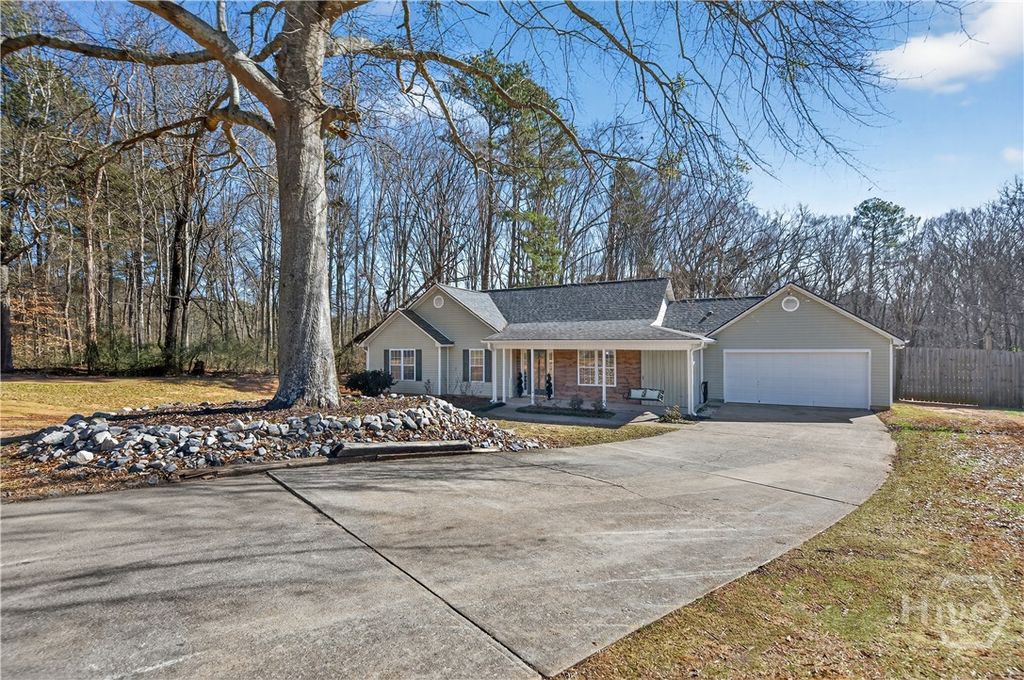 Photo of 465 Cade Court Ct, Monroe, GA 30656 (MLS # CL346962)