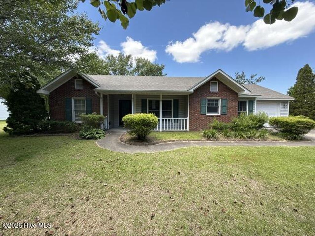 Photo of 4511 Rivershore Drive, New Bern, NC 28560 (MLS # 100575612)