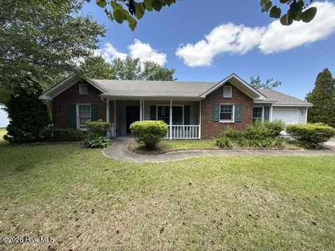 Photo of 4511 Rivershore Drive, New Bern, NC 28560 (MLS # 100575612)