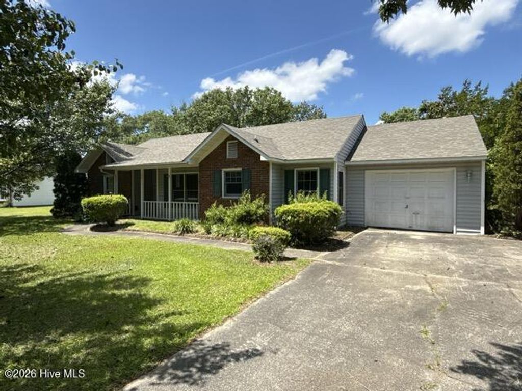 Photo of 4511 Rivershore Drive, New Bern, NC 28560 (MLS # 100575612)