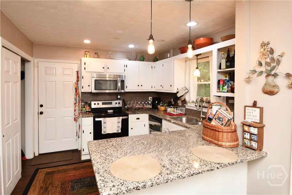 Photo of 315 Rocky Drive Dr, Athens, GA 30607 (MLS # CL364738)