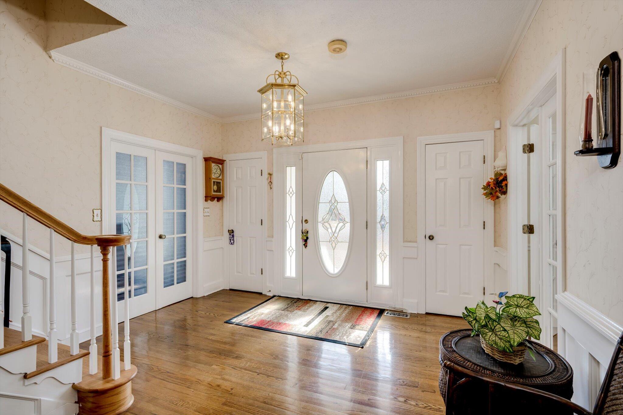 10 Fox Creek Drive