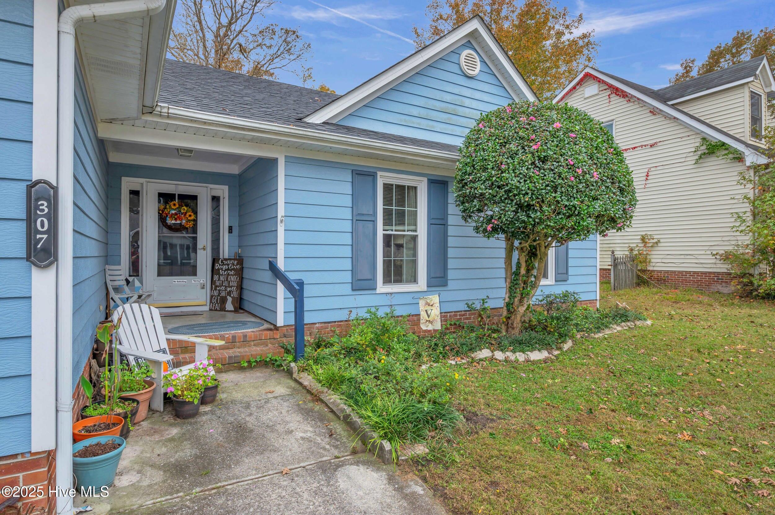 307 Peppertree Court