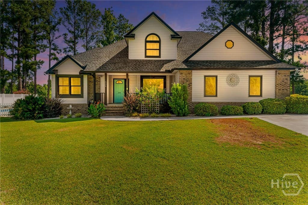 Photo of 534 Saint Andrews Circle, Statesboro, GA 30458 (MLS # SA360061)