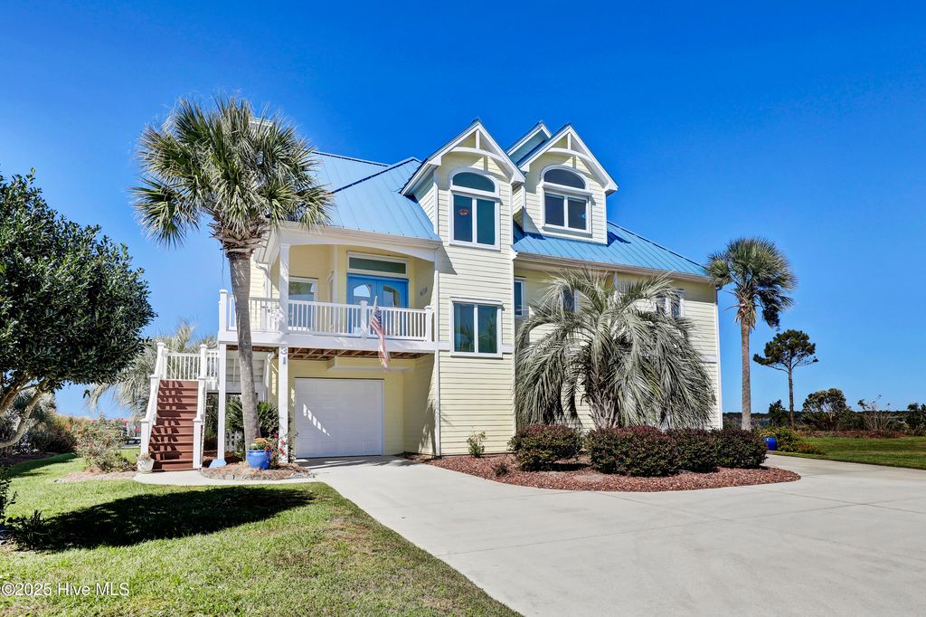 Photo of 31 Osprey Drive, North Topsail Beach, NC 28460 (MLS # 100537166)