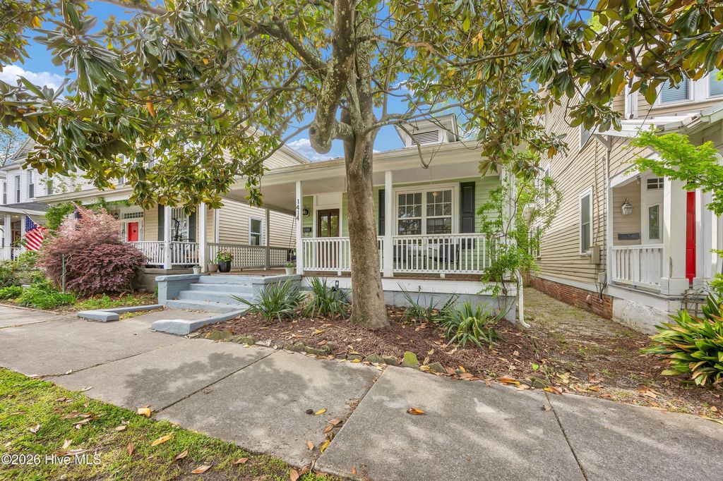 Photo of 1414 Dock Street, Wilmington, NC 28401 (MLS # 100566777)