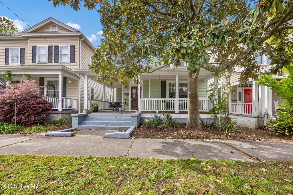 Photo of 1414 Dock Street, Wilmington, NC 28401 (MLS # 100566777)