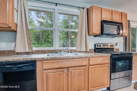 Tiny photo for 819 Barn Street, Jacksonville, NC 28540 (MLS # 100596229)