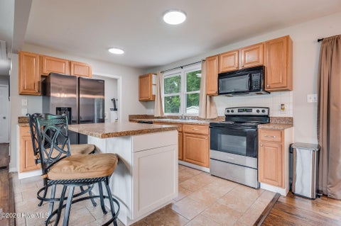 Tiny photo for 819 Barn Street, Jacksonville, NC 28540 (MLS # 100596229)