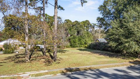 Tiny photo for 2703 Wrightsville Avenue, Wilmington, NC 28403 (MLS # 100542496)