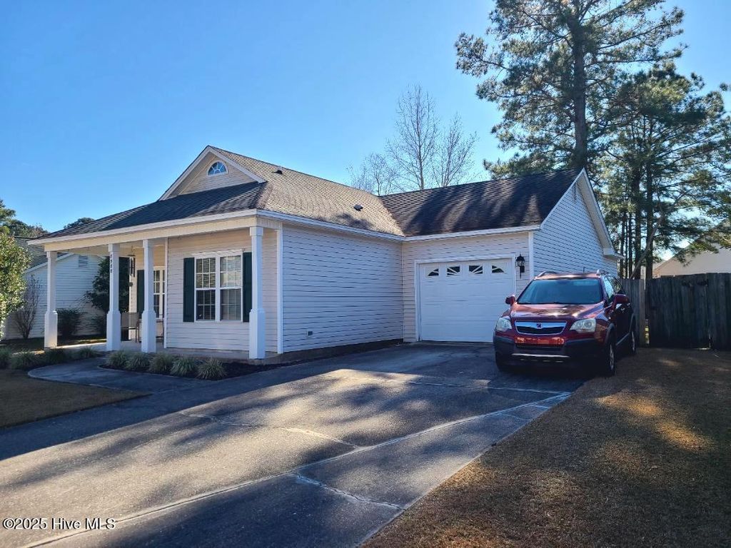 Photo of 8588 Orchard Loop Road NE, Leland, NC 28451 (MLS # 100545886)