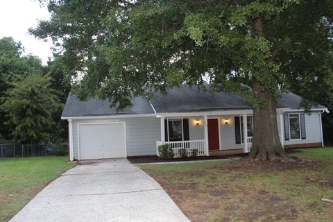 Homes For Rent - 446 Pheasant Run Drive<br/> Evans, GA 30809