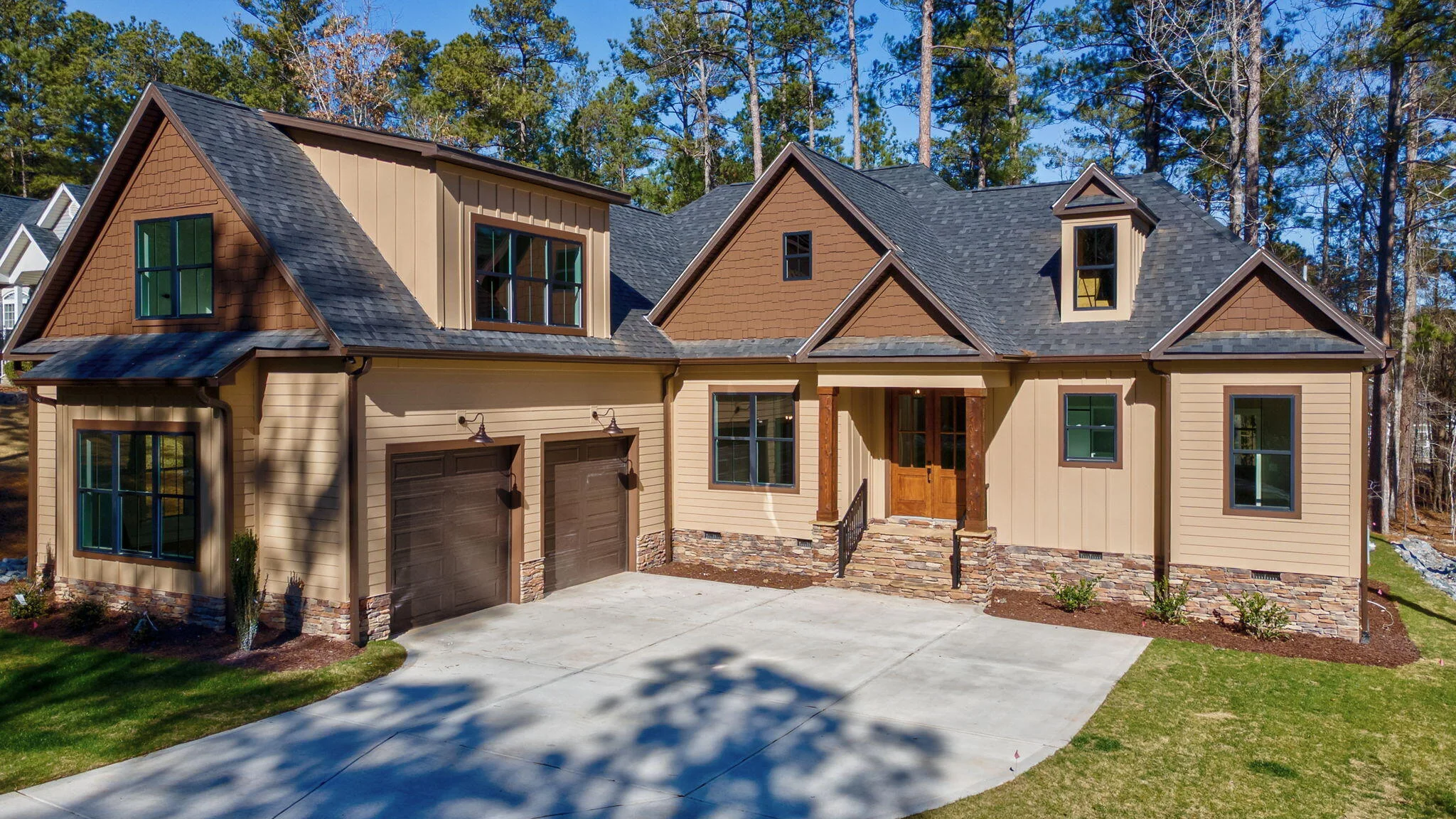 112 Elliott Circle