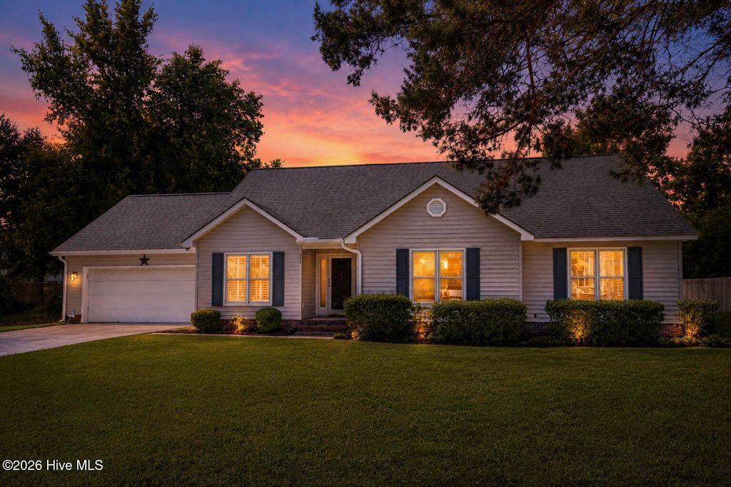 Photo of 322 Oakland Drive, Wilmington, NC 28405 (MLS # 100589427)