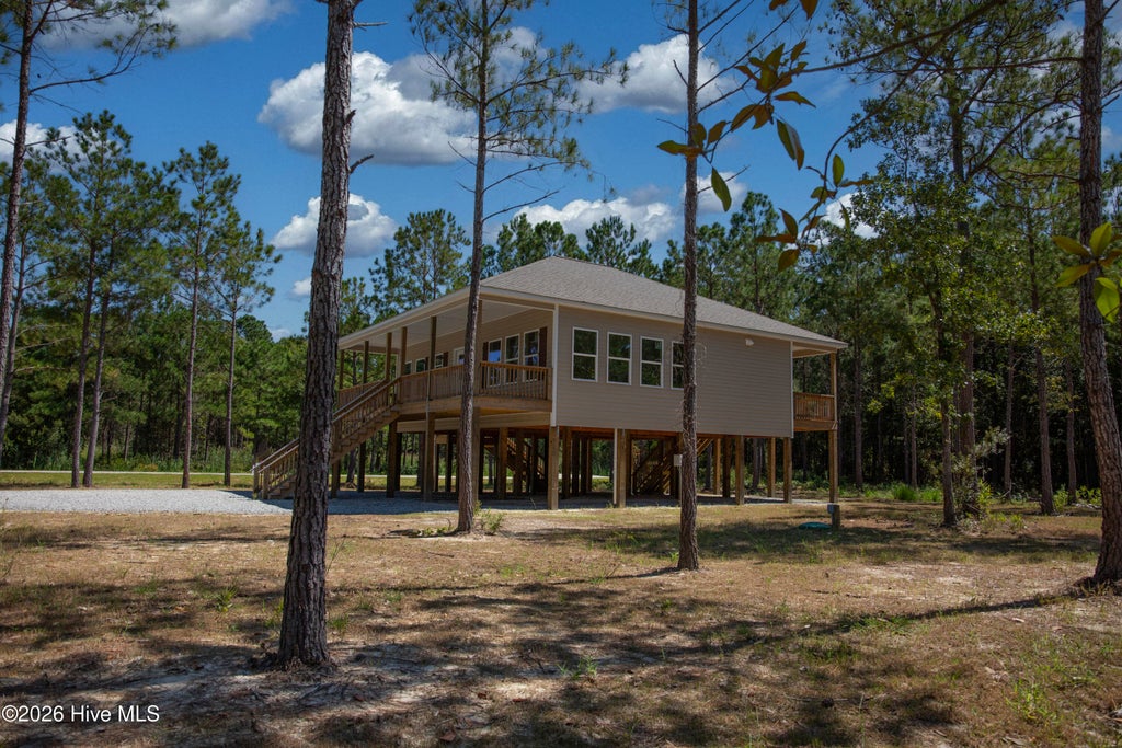 Photo of 662 Vandemere Creek Drive, Vandemere, NC 28587 (MLS # 100605976)