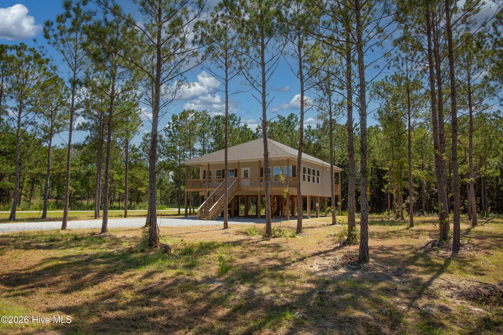 Photo of 662 Vandemere Creek Drive, Vandemere, NC 28587 (MLS # 100605976)