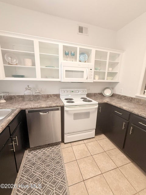 Tiny photo for 729 Bragg Drive #Apt C, Wilmington, NC 28412 (MLS # 100609367)