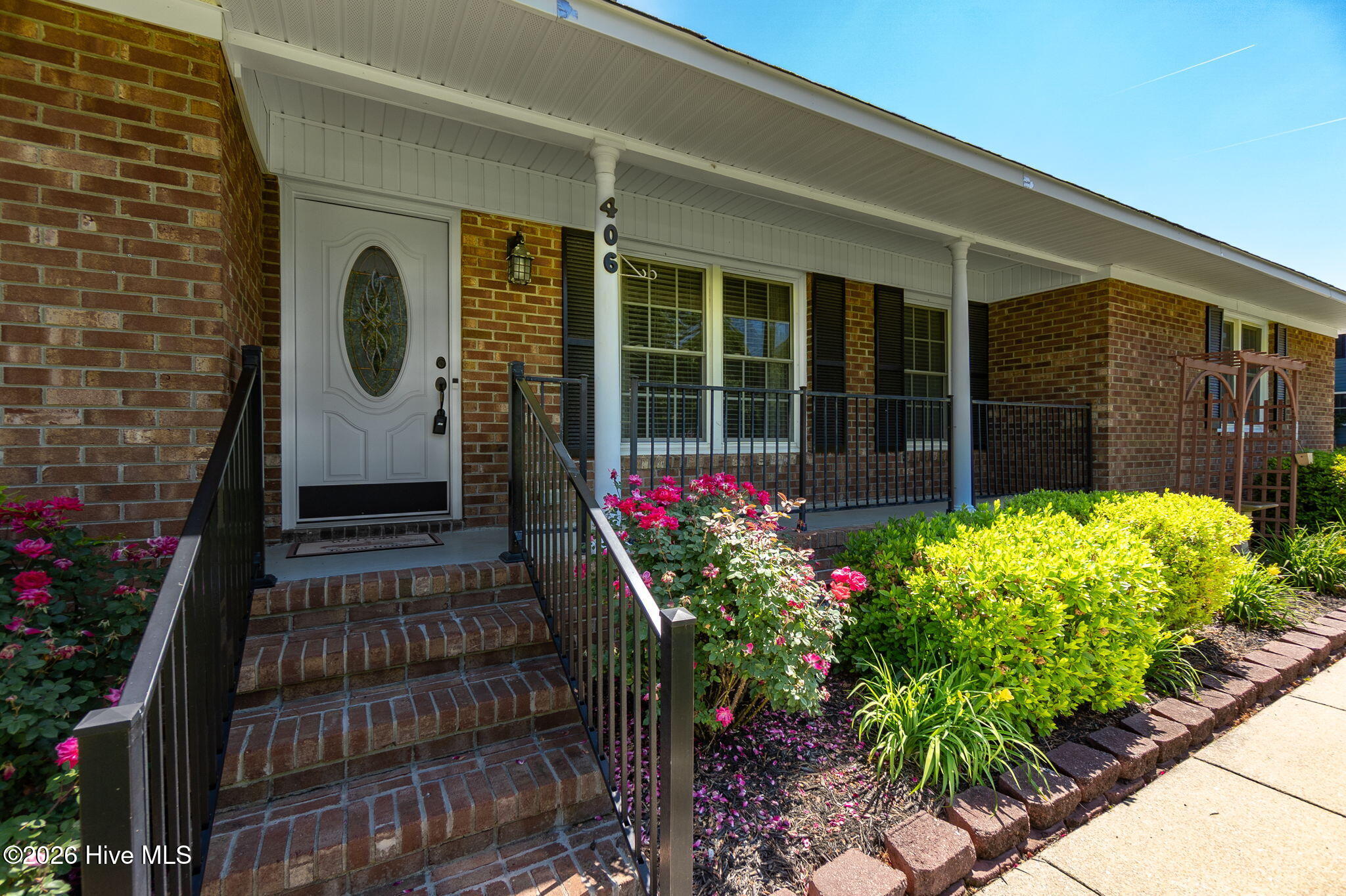 406 Richlands Loop Road
